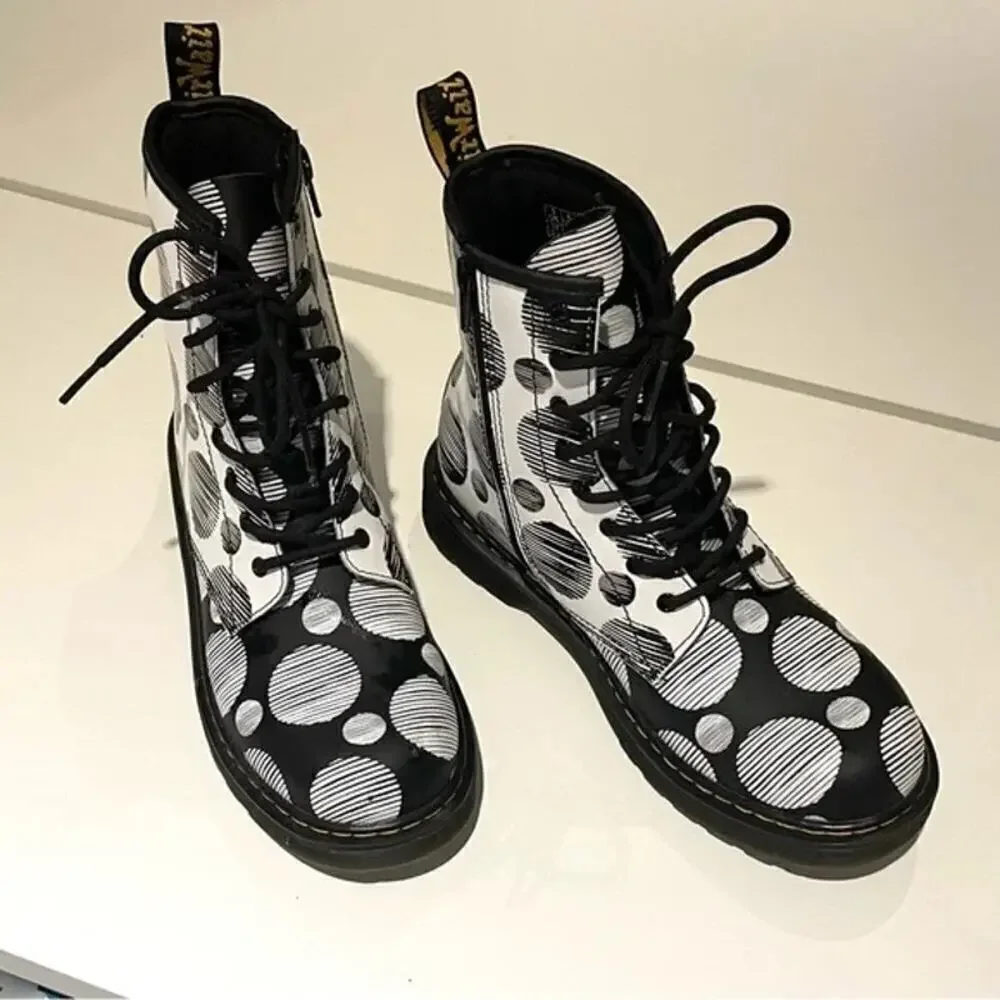 DR‎ MARTENS KIDS 1460 POLKA DOT BOOT - BLACK/WHITE size 11